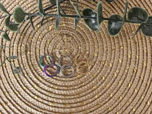 Aros