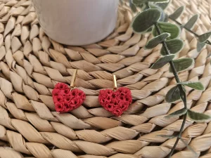 pendientes de arcilla polimérica rosa